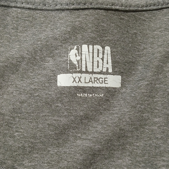 NBA Men's T-Shirt XXL - Picture 4 of 4